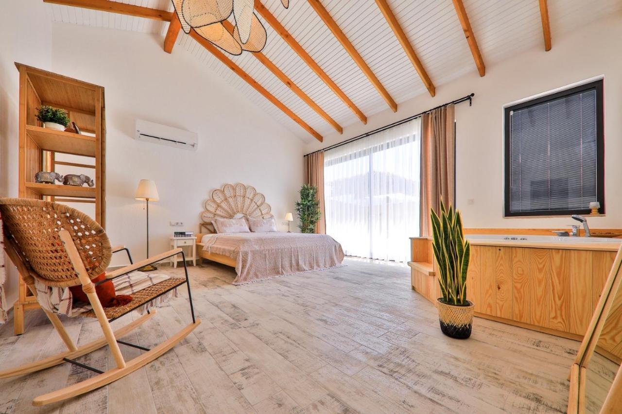 Golden Lighthouse 2* Patara
